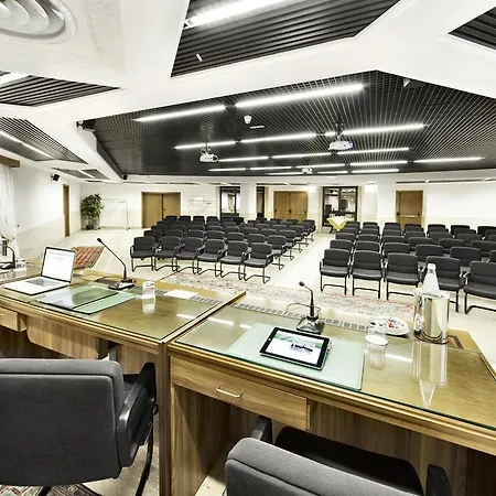 Park Ca' Noa بريشا